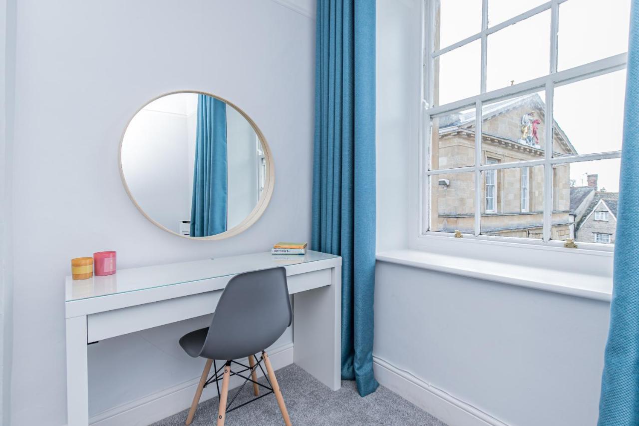 Oxfordshire Living - The Spencer Apartment - วูดสต็อก ภายนอก รูปภาพ